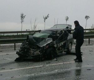 Trabzon’da Ters Yola Giren Otomobil Kaza Yaptı: 1 Ölü, 3 Yaralı