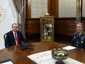 Cumhurbaşkanı Erdoğan, Genelkurmay Başkanı Orgeneral Akar’ı Kabul Etti
