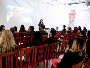 Şirketlerde Başarının Sırrı Doğru İletişim