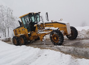 Rize'de Kardan Kapanan Köy Yollarından 110'u Açıldı