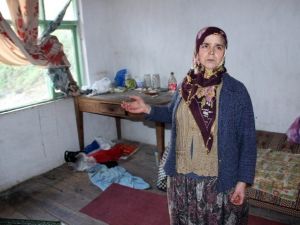 Yoksul Aile Kış Öncesi Yardım Bekliyor