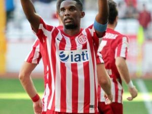Samuel Eto’o Durdurulamıyor