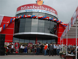 Türkiye’nin ilk sınır alış veriş merkezi Sarp'ta açıldı