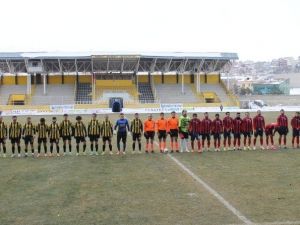 Bayburt Evinde Berabere Kaldı