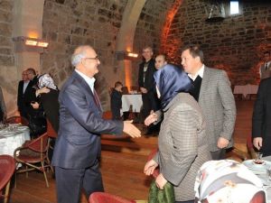 Tarihi Han’da Pazar Buluşması