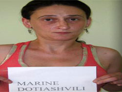 Bu Kadınla Birlikte Olan Erkekler Dikkat!