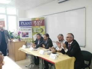Saü’de Peyzaj Ve Süs Bitkileri Konferansı Düzenlendi