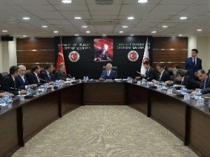 Yaş Sebze Ve Meyve İhracatçıları Rusya Krizini Ekonomi Bakanı Mustafa Elitaş’la Görüştü