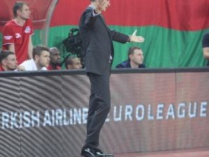 Lokomotıv Kuban İzmir’den Galip Ayrılıyor