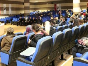 Kbü’de İslamcılık Ve Sonrası Konulu Konferans Düzenlendi