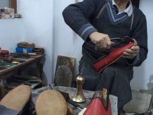 Asırlık Mercan Terlikler Bursa’da Yaşatılıyor