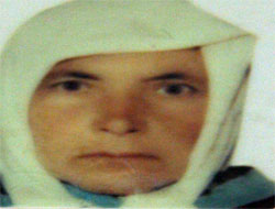Yaşlı kadın koltukta ölü bulundu