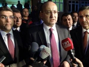 Başbakan Yardımcısı Akdoğan: “Suriye Küresel Güçlerin, Güç Çekişmelerine Kurban Ediliyor”