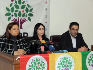 Hdp’li Yüksekdağ: "Hendekler Biçiminde Bir Mücadele Yönteminin Uygulanmasını Bizler De Onaylamıyoruz"