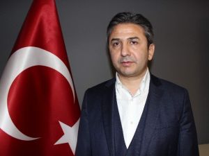 Ahmet Aydın: "Türkiye Cumhuriyeti ‘Muz Cumhuriyeti’ Değildir"