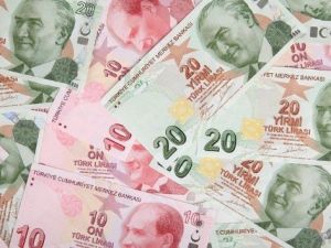 Gezer: "Maaş Değil Mutsuzluk İş Bıraktırıyor"