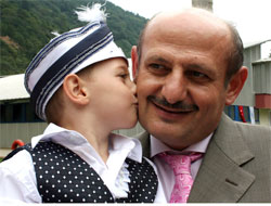 Belediyeden Palyaçolu Sünnet Şöleni