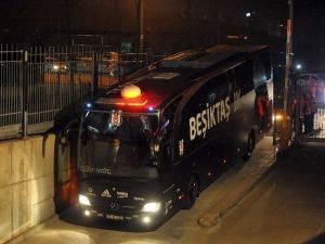 Beşiktaş Ve Galatasaray Stadyuma Geldi