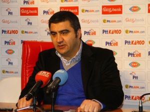 Ümit Özat İstifa Etti