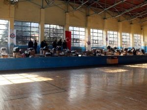 Karabük Tso’dan 600 Öğrenciye Kaban Ve Ayakkabı Yardımı