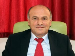 Böbrek Hastalarının Çok Su İçmesi Zararlı