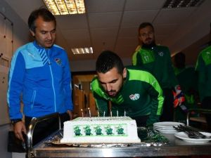 Aziz Behich’e Sürpriz Doğum Günü