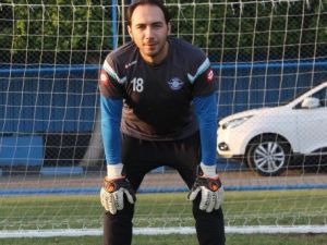 Adana Demirspor Kaleci Oğuz İle Yollarını Ayırdı