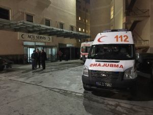 Sakarya’da Bıçaklı Kavga: 1 Yaralı
