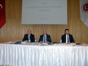 Bakan Elitaş: “Rusya Kendi Halkına İşkence Ve Zulüm Yapıyor”