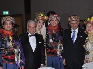 Bakan Yıldırım, İzto’nun 130. Yılı Kutlamasına Katıldı