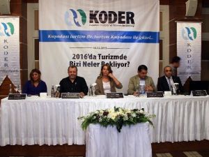 Turizmin Geleceği Kuşadası’nda Masaya Yatırıldı