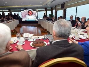 Bakan Yıldırım’a, Torunlarından Doğum Günü Sürprizi
