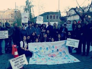 Sokaktan Geçenleri Teste Tabi Tuttular
