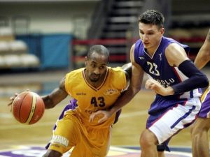 Royal Halı Gaziantep’te Hedef Galibiyet
