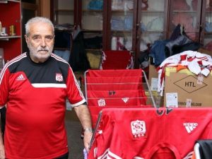 Sivasspor’un Emektar Malzemecisi 25 Başkan, 50 Teknik Direktör Gördü