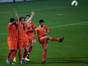 Adanaspor Galibiyet Serisini Sürdürüyor