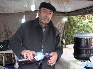 Karadut Suyu Şifa Dağıtıyor