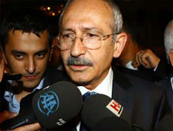 Gandi AK Parti'yi bir sevdi bir dövdü!