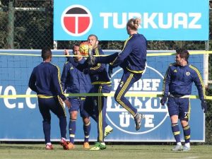 Fenerbahçe, Antalyaspor Maçı Hazırlıklarını Tamamladı