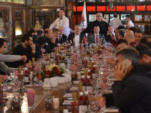 Şöhretlerin Heyecanı