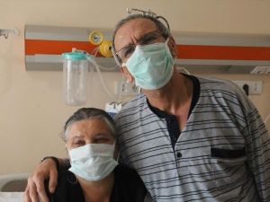 1 Yıldır Diyalize Giren Eşine, Böbreğini Gözünü Kırpmadan Verdi