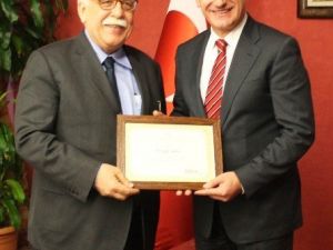 Bakan Avcı’dan İnegöllü Mobilyacılara Teşekkür