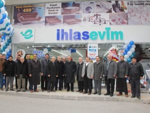 Çorum İhlasevim Mağazası Dualarla Hizmete Açıldı