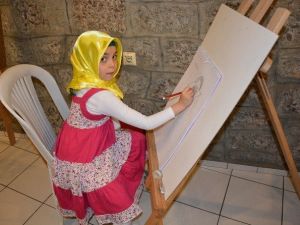 Ortahisar Belediyesi’nin Açtığı Kurslarla Geleceğin Sanatkarları Yetişiyor