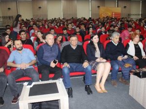 Yılmaz Vural Öğrencileri Gülme Krizine Soktu
