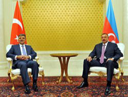 Azerbaycan'la vize kalkmıyor