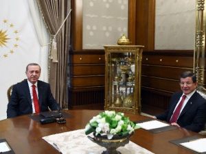 Cumhurbaşkanı Erdoğan, Başbakan Davutoğlu’nu Kabul Etti