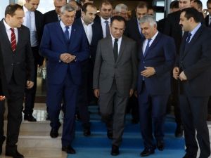 Adalet Bakanı Bekir Bozdağ, Antalya’da