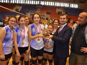 Ünye’nin Voleybol Başarısı