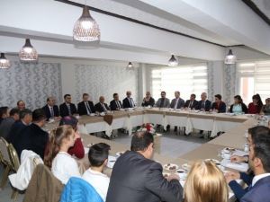 Gümüşhane Milli Eğitim Danışma Komisyonu Teknoloji Bağımlılığı İçin Toplandı